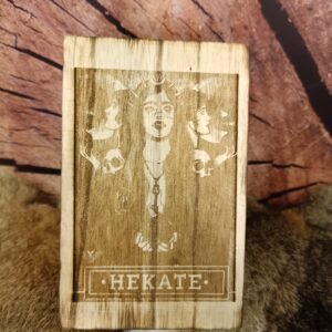 Caja de Madera Grabada para Tarot Hekate