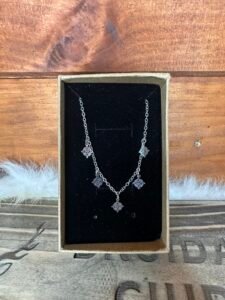 Gargantilla de 5 Nudos de Bruja