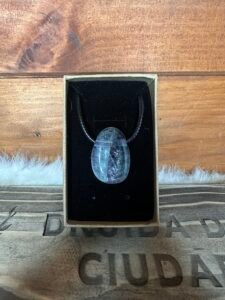 Collar de Fluorita Arcoíris